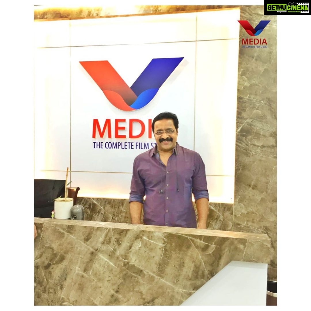 Premi Viswanath Instagram - Heartly thankful @renjipanickerofficial for visiting our new venture, @vmediakochi We're glad you've chosen us and we want to show our appreciation by giving you a special incentive. @renjipanickerfanscluboff @renji_panicker #renjipanicker Regards @premi_vishwanath @drvineethbhatt