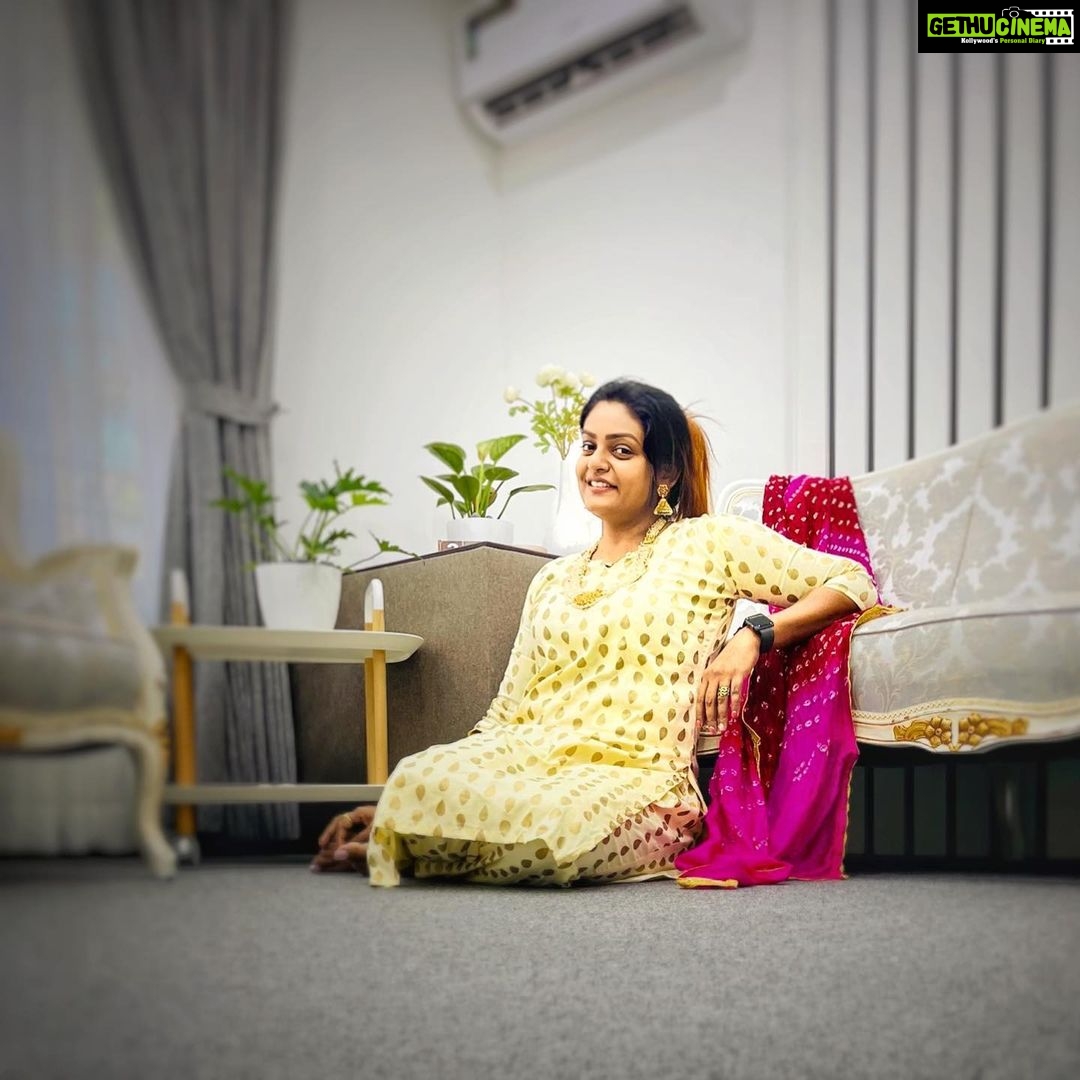 Premi Viswanath Instagram - Enrich Your Beauty With @viya.boutique “Thank you so much for this auspicious collections, Please do check out this page for more beautiful collections. Happy to collaborate with U ❤️