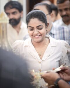 Premi Viswanath Instagram - V Media Function Day 
@vmediakochi @drvineethbhatt