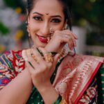 Priya Marathe Instagram – Just can’t get over this look ❤️

Makeup – @reshmafattepurkar_makeup 
Nath @nathshahi333 
Assisted by @sonalijadhav_makeupartist 
@ashu___2604 @riya_chavan__0714 
Outfit – @__shamiyanaa__ 
Jewellery- @jewel_up_by_siddhi 
Location – @kalasystudios
Styling – @stylist.chaitalikulkarni
Photography – @uday_lasurkar 
Reel by – @uday_lasurkar

.
.
#priyamarathe #marathi #actress Mumbai, Maharashtra