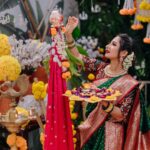 Priya Marathe Instagram - गुढीपाडव्याच्या हार्दिक शुभेच्छा ✨❤️ Makeup - @reshmafattepurkar_makeup Nath @nathshahi333 Assisted by @sonalijadhav_makeupartist @ashu___2604 @riya_chavan__0714 Outfit - @__shamiyanaa__ Jewellery- @jewel_up_by_siddhi Location - @kalasystudios Styling - @stylist.chaitalikulkarni Photography - @uday_lasurkar . . #gudipadwa #priyamarathe #marathiactress Mumbai, Maharashtra
