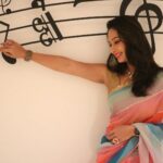 Priya Marathe Instagram - Some more of colour splash.. #tujhechmigeetgaataahe #onsetclicks Clicks by- @s.d_photography_thane @alpesh_rp