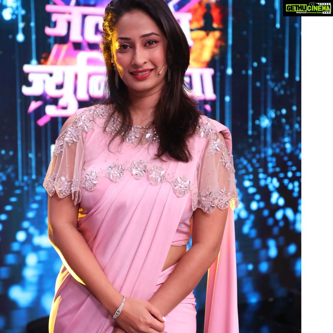 Priya Marathe Instagram - मी होणार सुपरस्टार.. जल्लोष ज्युनिअरचा.. उद्या आणि पर्वा ९वा Star Pravah..