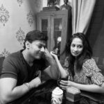 Priya Marathe Instagram - God said I could have a great husband or a great memory, I don’t remember what I chose 🤔 . . #priyamarathe #shantanumoghe #actors Mumbai, Maharashtra