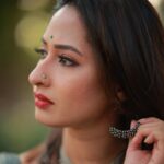 Priya Marathe Instagram - If you knew you could never fail, what would you dream to become? 🌟 Stylist: @piyushakolapkar Makeup: @reshmafattepurkar_makeup Photographer: @photos_gaurav_pawar . . #priyamarathe #actress #marathiactress #photoshoot Mumbai, Maharashtra