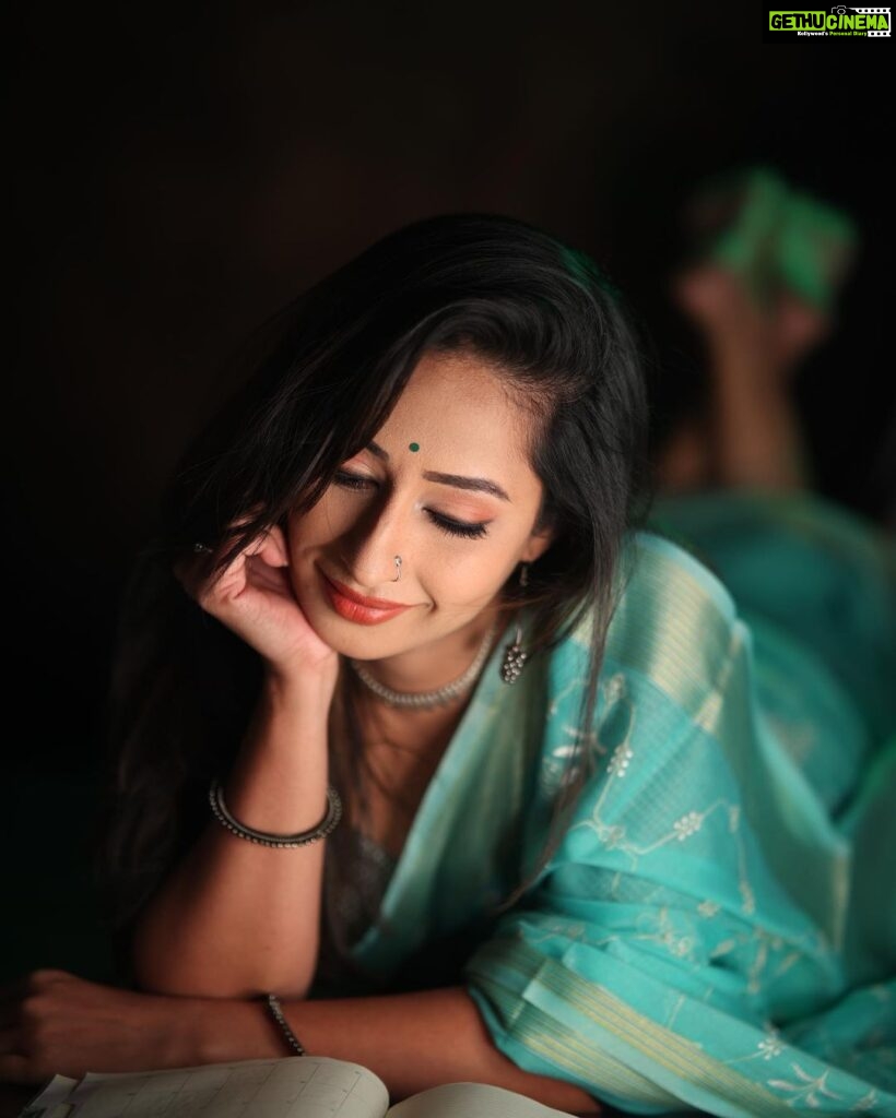 Priya Marathe Instagram - 🦋 Stylist: @piyushakolapkar Makeup: @reshmafattepurkar_makeup Photographer: @photos_gaurav_pawar . . #priyamarathe #actress #mumbai #makeup Mumbai, Maharashtra