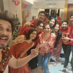 Priya Marathe Instagram - Trailer of 2023.. It's going to be exciting.. energetic.. enjoyable.. Starting the year on the right note.. @abhijeetkhandkekar @morpankh thank u fr hosting such a nice party.. #newyear #2023