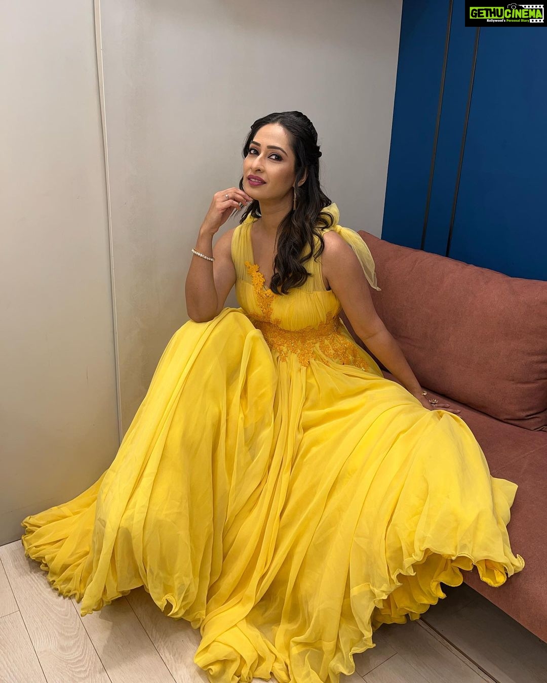 Priya Marathe Instagram - आता होऊ दे धिंगाणा, महाएपिसोड आज रात्री ९ वाजता✨। मोनिका आणि मल्हार येणार आहेत आपल्या आवडत्या कार्यक्रमात @star_pravah ❤️ Mumbai, Maharashtra