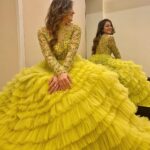 Priyal Gor Instagram - I always wanted to wear an outfit like this and believe me I was the happiestttt ✨ Thank you @dlmayaofficial and @payalrai1303 for making this happen ♥️