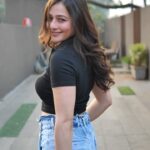 Priyal Gor Instagram - Someone who loves to love