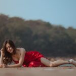 Priyal Gor Instagram - I'll see you by the beach 📷 : @portraitshelter