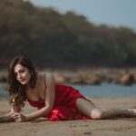 Priyal Gor Instagram - I'll see you by the beach 📷 : @portraitshelter