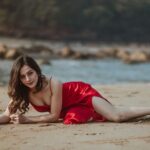 Priyal Gor Instagram - I'll see you by the beach 📷 : @portraitshelter