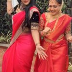 Priyanka Nalkari Instagram – Strong women don’t have attitudes, they have standards & boundaries ❤️
#reels #reelsinstagram #reelsvideo #reelitfeelit #reelsindia #reelkarofeelkaro #reelsviral #reelslovers redsaree #lovesarees #designersarees #bridalsaree #jewelry
@nalkarpriyanka @madz_makeover @suganyababu