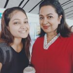 Priyanka Nalkari Instagram - #goodmorning #airport #suddenmeet #radhikamam #heroines #tamil #telugu #coffetime #positivesmiles #sweetsoul #actress #roja #priyankanalkari #instagood #instagram #insta #instalike #instalove #instaphoto #happykanuma