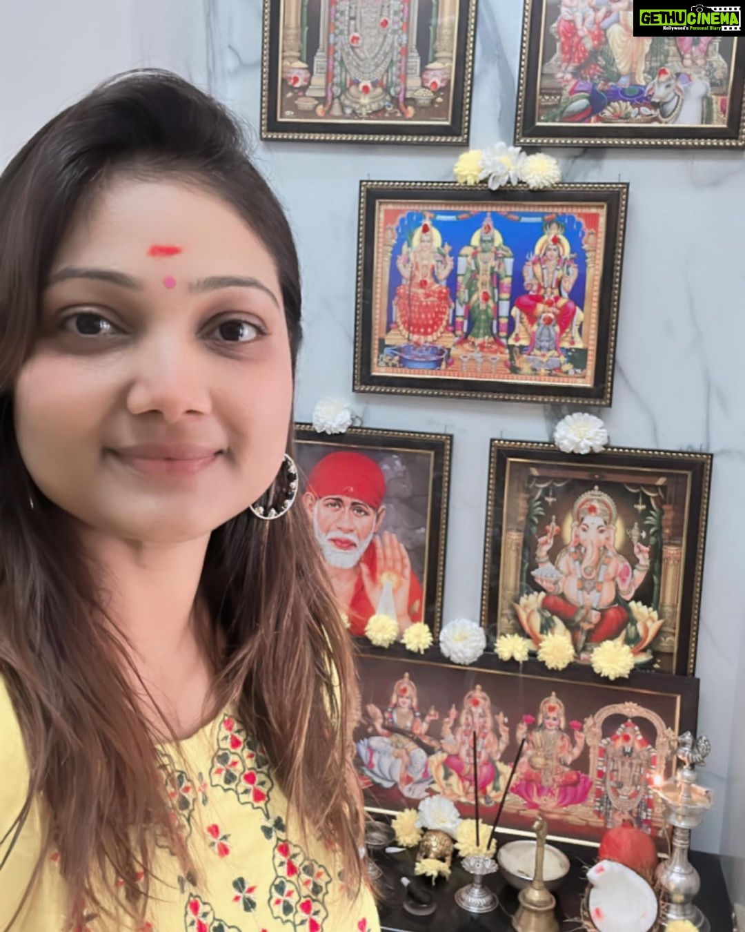 Priyanka Nalkari Instagram - #happypongal #happysankranthi #sankranthipandugashubakankshalu #roja #priyankanalkari #chennai #hyderabad #positivevibes #tradition #traditional #tradionalwear #pooja #peace #lovemyself #healthy #strong #positivity