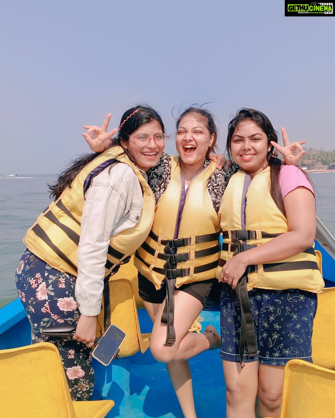Priyanka Nalkari Instagram - #goavibes #cantwaittopostmore #friendsforlife #goadiaries #happysouls #goa #newyear2023