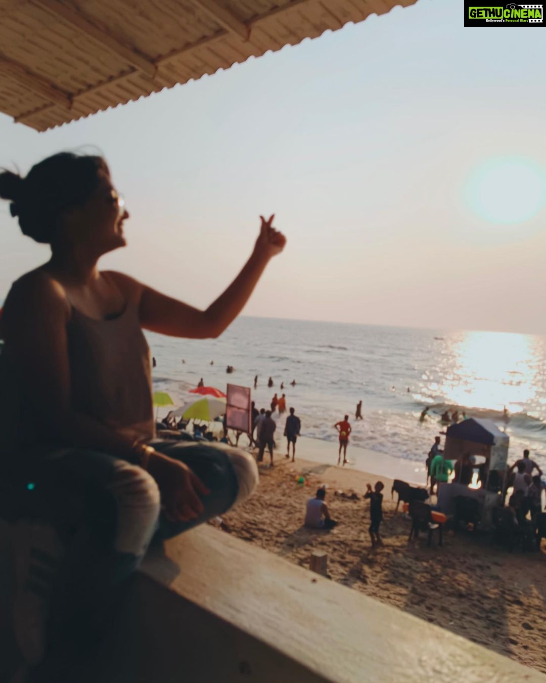 Priyanka Nalkari Instagram - #goavibes #cantwaittopostmore #friendsforlife #goadiaries #happysouls #goa #newyear2023