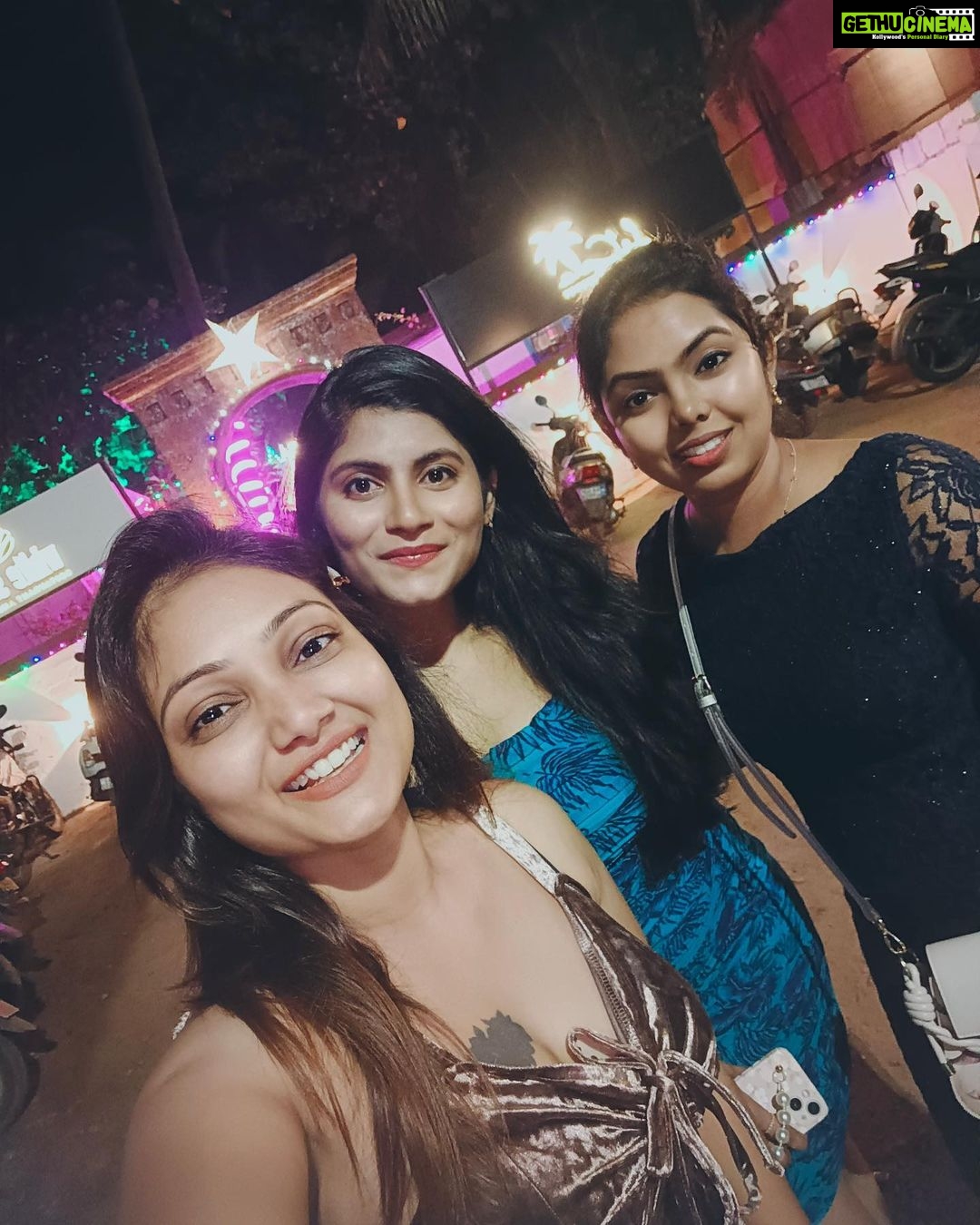 Priyanka Nalkari Instagram - #goavibes #cantwaittopostmore #friendsforlife #goadiaries #happysouls #goa #newyear2023