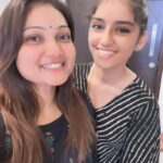 Priyanka Nalkari Instagram – #thankyouforinvitingme #lunch #tastyfood #chennai #myhome #sweetpplaround #pongal #festivevibes #roja #priyankanalkari #anithaakka❤️