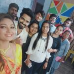 Priyanka Nalkari Instagram - #adshoot🎥 #jewellery #artjewellery #goldjewellery #afterroja1stadshoot #sweetpeoplearound #goodteam #chennairoja #chennai #tamil #roja #nalkarpriyanka #priyankanalkari #yoursrojaforever Mua @makeup.in_muah