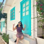 Priyanka Nalkari Instagram - #goadiaries #poser #actress #friendship #friends #nalkarpriyanka #roja #yoursrojaforever #stylish #goa #instadaily #instagram #instafashion