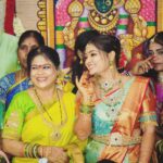Priyanka Nalkari Instagram - #mymommylovesme #mymom #smiles Jewellery @vivahbridalcollections @mokshe_rental_destination @blossom_bridal_flowers @akshaya_meenakshi_kanchipuram