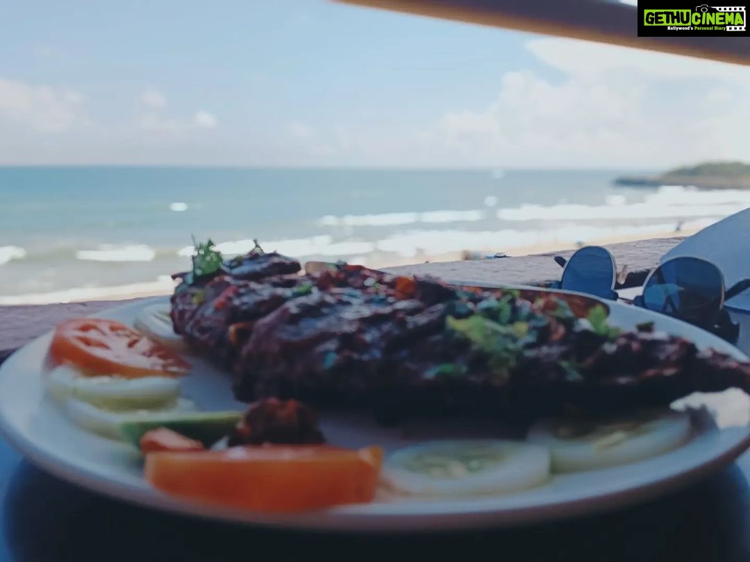 Priyanka Nalkari Instagram - #myfavspot #santhana #mahabs #beachview #fish #peace #instagood #instadaily #instalike #instapost #goodnight
