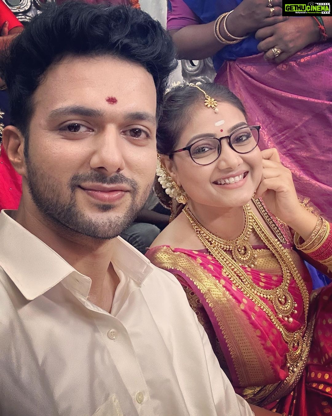 Priyanka Nalkari Instagram - #seetharamanserial #shootingspot #seetharam #selfie #positivity #seetha #zeetamil #priyanka #roja #fans #instagood #instagram #insta #instamood #instaphoto #goodmorning