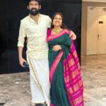 Priyanka Nalkari Instagram - #priyankanalkari #1stmonthweddinganniversary #malaysia #beingwife #love #traditionalattire #positivity #cutewe #temple #mandatorypic❤️ My outfit @kaithari_nesavu_sarees ❤️ Jewellery @gold_copy1486 ❤️ #inlivewithsareenjewels Kaulalampur Malayasia