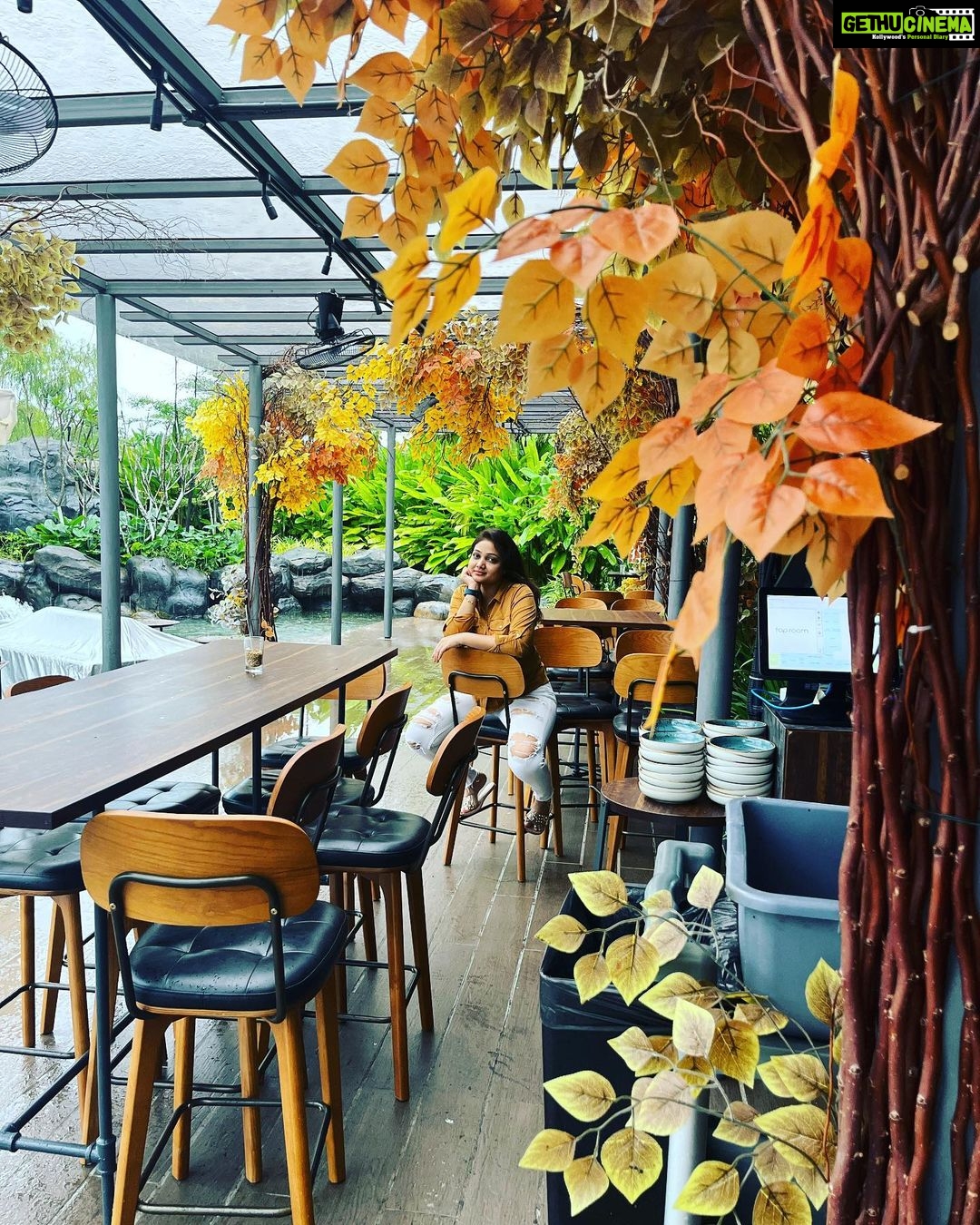 Priyanka Nalkari Instagram - #taproom #restaurant #peace #lunchtime #priyankanalkari Pc : myhubby 💕 Tap Room KL