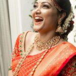 Priyanka Nalkari Instagram - #smileplease #opensmile #seetha #seetharaman #zeetamil #instalike #instagram #instagood #instafashion #priyanka #nalkarpriyanka #roja #fanslove #respect #strongwomen #happysoul