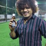 Pugazh Instagram - Beat the Heat with @mr_golisoda Enakku pudicha flavour Blueberry Apram ungaludhu enna???? Follow: @mr_golisoda For distribution Enquiry Call 7812840590, 7824907964 or DM @mr_golisoda #golisoda #mrgolisoda #golisodastore #gotisoda #summerdrink #foodie #tamilfoodie #southindianfood #traditionaldrink #vijaytvpugazh