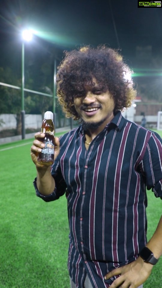 Pugazh Instagram - Beat the Heat with @mr_golisoda Enakku pudicha flavour Blueberry Apram ungaludhu enna???? Follow: @mr_golisoda For distribution Enquiry Call 7812840590, 7824907964 or DM @mr_golisoda #golisoda #mrgolisoda #golisodastore #gotisoda #summerdrink #foodie #tamilfoodie #southindianfood #traditionaldrink #vijaytvpugazh