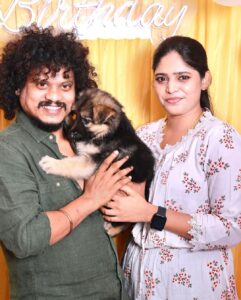 Pugazh Instagram - Thanks a lot de Pondati @bensipugazh 
Ana surprise nu onnu panna paru thangam vera leval de 🤣👏
Thank you KATs innovation art @shalukarthikaa and beautiful cake by @neyni.sweets 
@kekiz_kknagar 

Surprise Nala thaan irundhuchi😂
Surprise coming soon🤣🔜