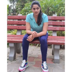 Radhika Preeti Instagram - I've got my comfy outfit on today 😎😁💙

#radhikapreethi #radhi #rp #outfits #comfy
