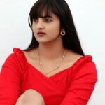 Radhika Preeti Instagram – Śțáý where ýour hëárt smíłės ❤️❤️

#radhikapreethi #radhi #rp #smile #selflove #instagram #instagood BEML Nagar, KGF