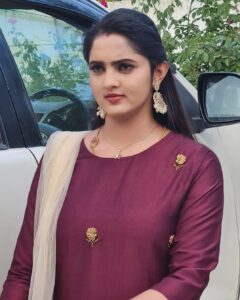Radhika Preeti Instagram - ❤❤
Accessories @methurna_collections ❤

#radhikapreethi #radhi #rp