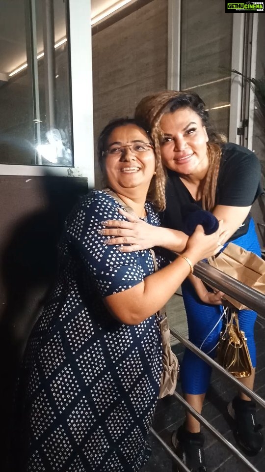 Rakhi Sawant Instagram - @rakhisawant2510 @rakhisawant2511 #rakhisawant #biggboss #pratiksehajpal #bb #salmankhan #umarriaz #shamitashetty #asimriaz #tejasswiprakash #shehnaazgill #alygoni #rahulvaidya #karankundra #rubinadilaik #bigboss #rashmidesai #rakhi #sidharthshukla #hinakhan #tejran #biggbossott #devoleena #rashamidesai #nishantbhatt #jasminbhasin #sidnaaz #voot #bhartisingh #nehabhasin #bollywood