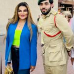 Rakhi Sawant Instagram - @dubaipolicehq @abdulla3022 thanks so much Dubai police 👮‍♀️ I love Dubai @tornadoeventmanagementllc @aljabeenhub_documents