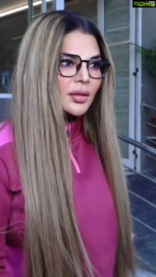Rakhi Sawant Instagram - @rakhisawant2511 @rakhisawant2510 #rakhisawant #biggboss #pratiksehajpal #bb #salmankhan #umarriaz #shamitashetty #asimriaz #tejasswiprakash #shehnaazgill #alygoni #rahulvaidya #karankundra #rubinadilaik #bigboss #rashmidesai #rakhi #sidharthshukla #hinakhan #tejran #biggbossott #devoleena #rashamidesai #nishantbhatt #jasminbhasin #sidnaaz #voot #bhartisingh #nehabhasin #bollywood