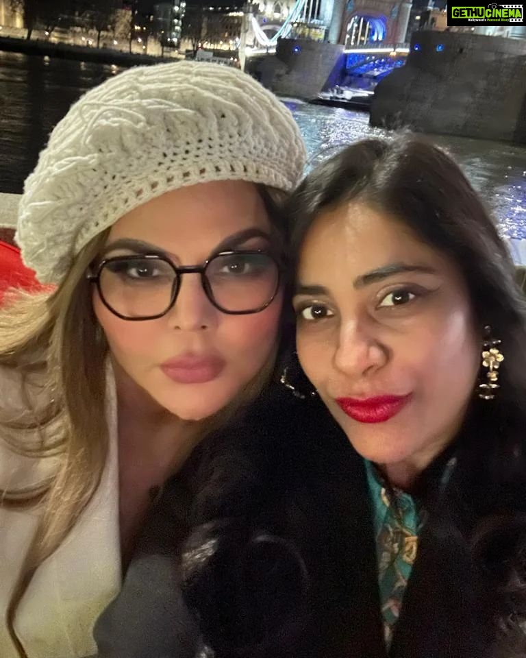 Rakhi Sawant Instagram - Ushadip prodicson it was great to meet Rakhi sawant in central London for that amazing evening she is amazing person where ever she is going everyone's smiling thanks so much to become my best friend love you ❤️❤️❤️❤️❤️❤️❤️❤️❤️❤️❤️