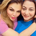 Rakhi Sawant Instagram - Join Rakhi Sawant Acting Academy at Al karama (Dubai) She is a lovely, hard working and passionate girl. All my dubai friends kindly support with full strength as I believe in Woman Empowerment and have always supported woman trying to do something good. Rakhi is a strong determined woman. Thank you @whynotfitnessofficial for making people meet❤️