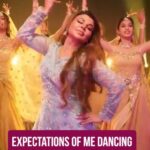 Rakhi Sawant Instagram - Khabo ke parindey . . . . . . . . . . . . . . #totalindiandrama #tid #reels #rakhisawant #jhooti #rakhi #reelsinstagram😍 #instagram Mumbai, Maharashtra