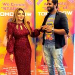 Rakhi Sawant Instagram - You Me Aur Hum Show - Rakhi Sawant Academy @rakhisawant2511 @rakhisawantacademy #starmansmile #rakhisawant #viral #trending #instareels #reels #reelsinstagram #fyp #celebrity #actor #actress #bollywood #dubai #dubailife #dubaiinstagram #dubaiinfluencer #dance #academy #performances #youmeaurhumshow #dubaiblogger #instagood #viralvideos Dubai, United Arab Emirates