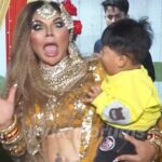 Rakhi Sawant Instagram - Who scared whom ? 😂 @rakhisawant2511 #RakhiSawant