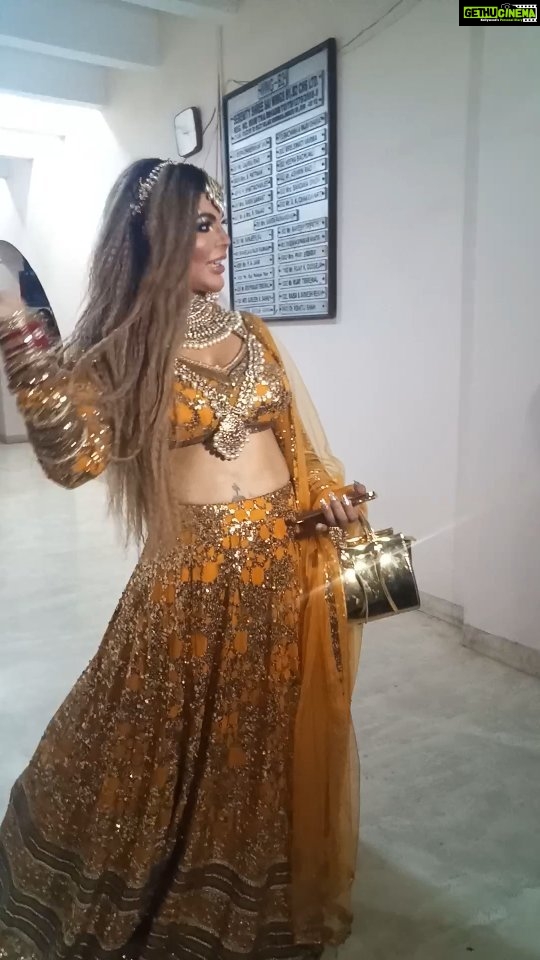 Rakhi Sawant Instagram - @rakhisawant2511 @rakhisawant2510 #rakhisawant #biggboss #pratiksehajpal #bb #salmankhan #umarriaz #shamitashetty #asimriaz #tejasswiprakash #shehnaazgill #alygoni #rahulvaidya #karankundra #rubinadilaik #bigboss #rashmidesai #rakhi #sidharthshukla #hinakhan #tejran #biggbossott #devoleena #rashamidesai #nishantbhatt #jasminbhasin #sidnaaz #voot #bhartisingh #nehabhasin #bollywood