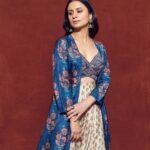 Rasika Dugal Instagram - 🦋 Outfit: @label_anushree Jewellery: @sangeetaboochra HMU: @mayura_makeup_hair Styling: @who_wore_what_when 📸: @thefirstclik #OOTD