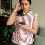 Rasika Dugal Instagram - Sometimes I wonder if it's all a big conspiracy 🤔🥲😂 #TechnologicallyChallenged #ReelIt #ReelItFeelIt