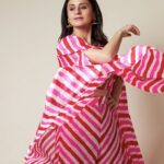Rasika Dugal Instagram - 🌸💕 Outfit: @pinkcitybysarika Jewellery: @pinklanebyrashi HMU: @mayura_makeup_hair Styling: @who_wore_what_when 📸: @thefirstclik